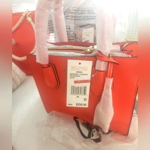 Michael Kors Mercer Tote Medium in Clementine